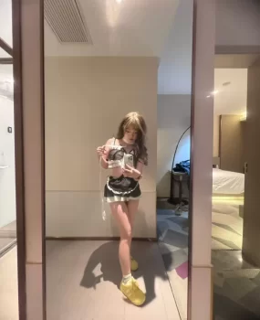 18妹妹爽爆了