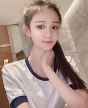 昆明兼职妹妹，粉穴鲍鱼，叫声骚气