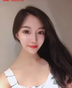 青岛清纯兼职小姐姐